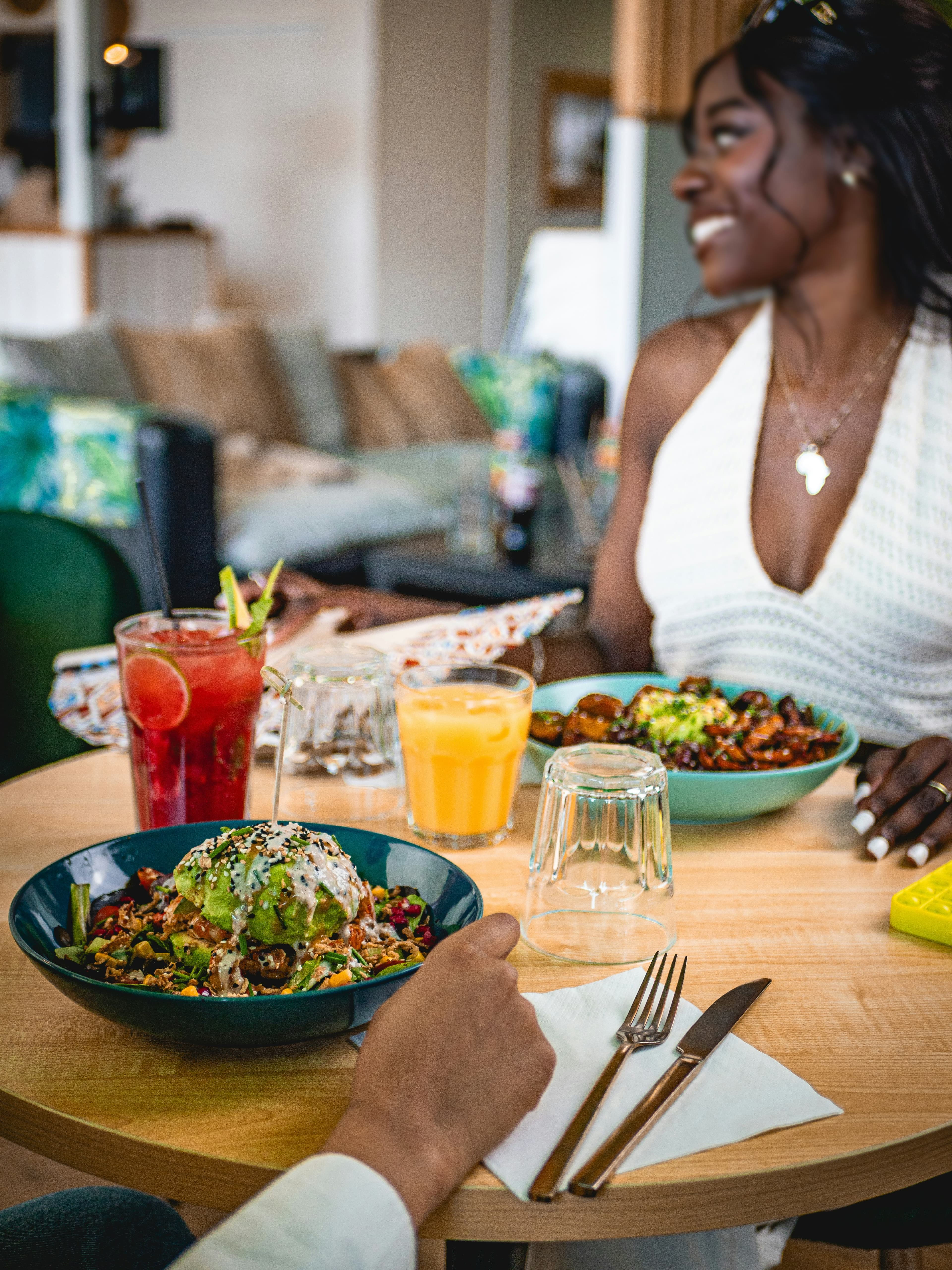 How to eat well in Nigeria for less than NGN 3,000 a day - a real guide